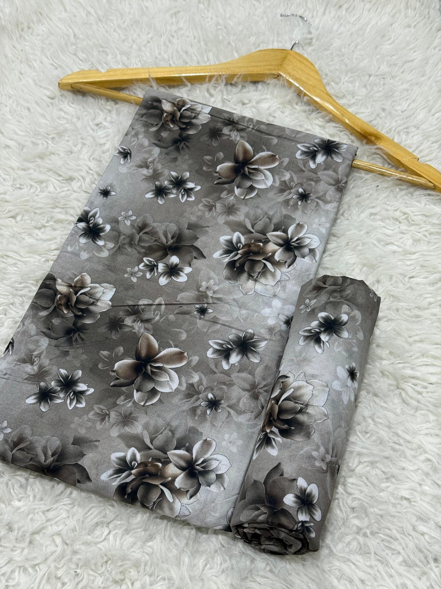 LAWN All Over Digital Print 2pc