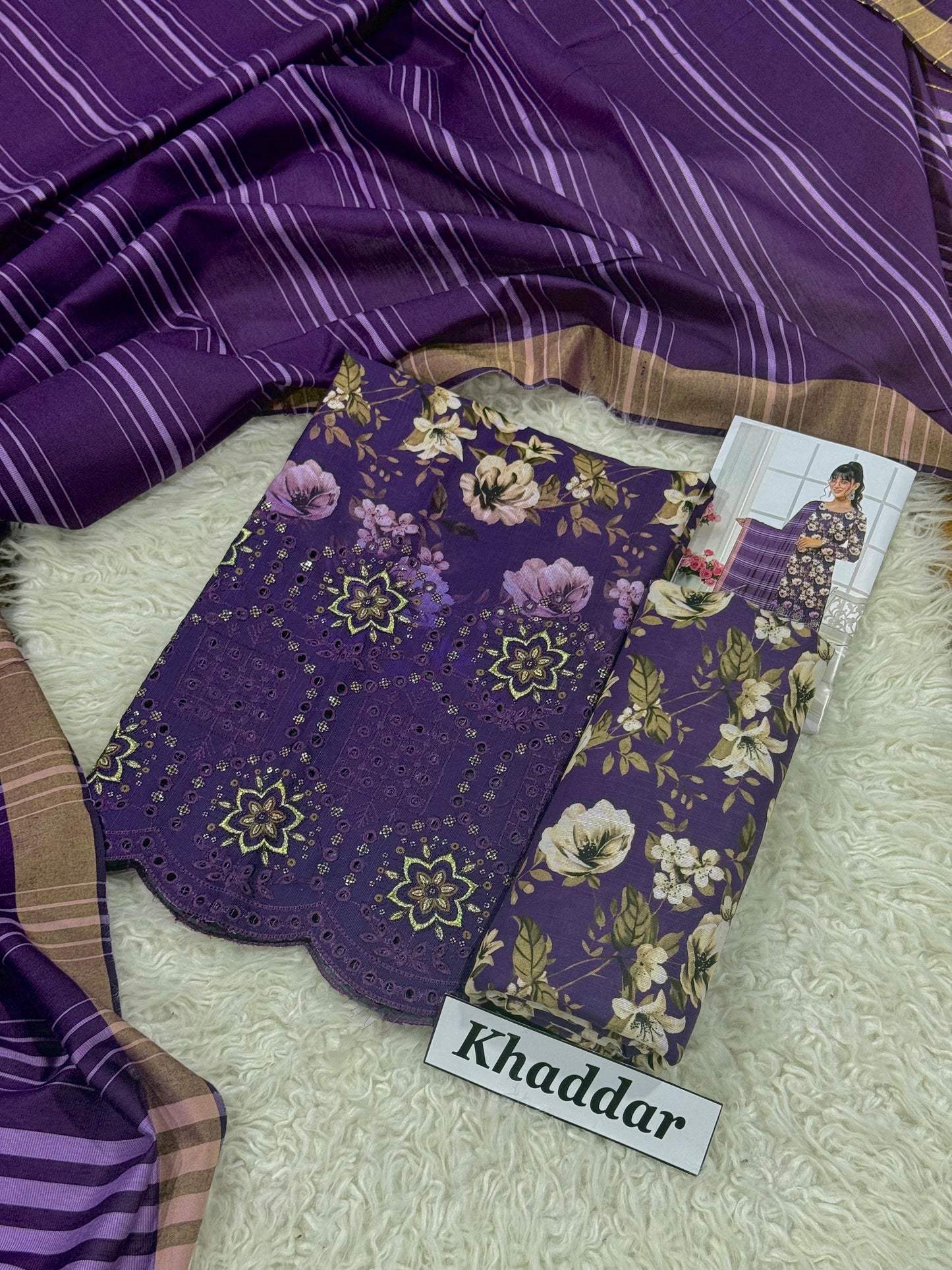 KHADDAR 3pc DAMAN Embroidered With Dyed Yarn Dupatta