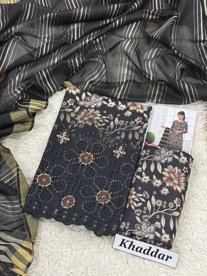 KHADDAR 3pc DAMAN Embroidered With Dyed Yarn Dupatta
