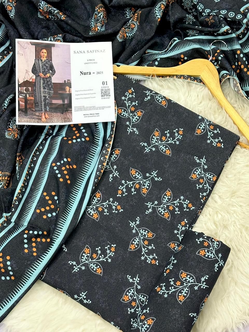 Sana Safinaz  KARANDI Digital Print 3pc