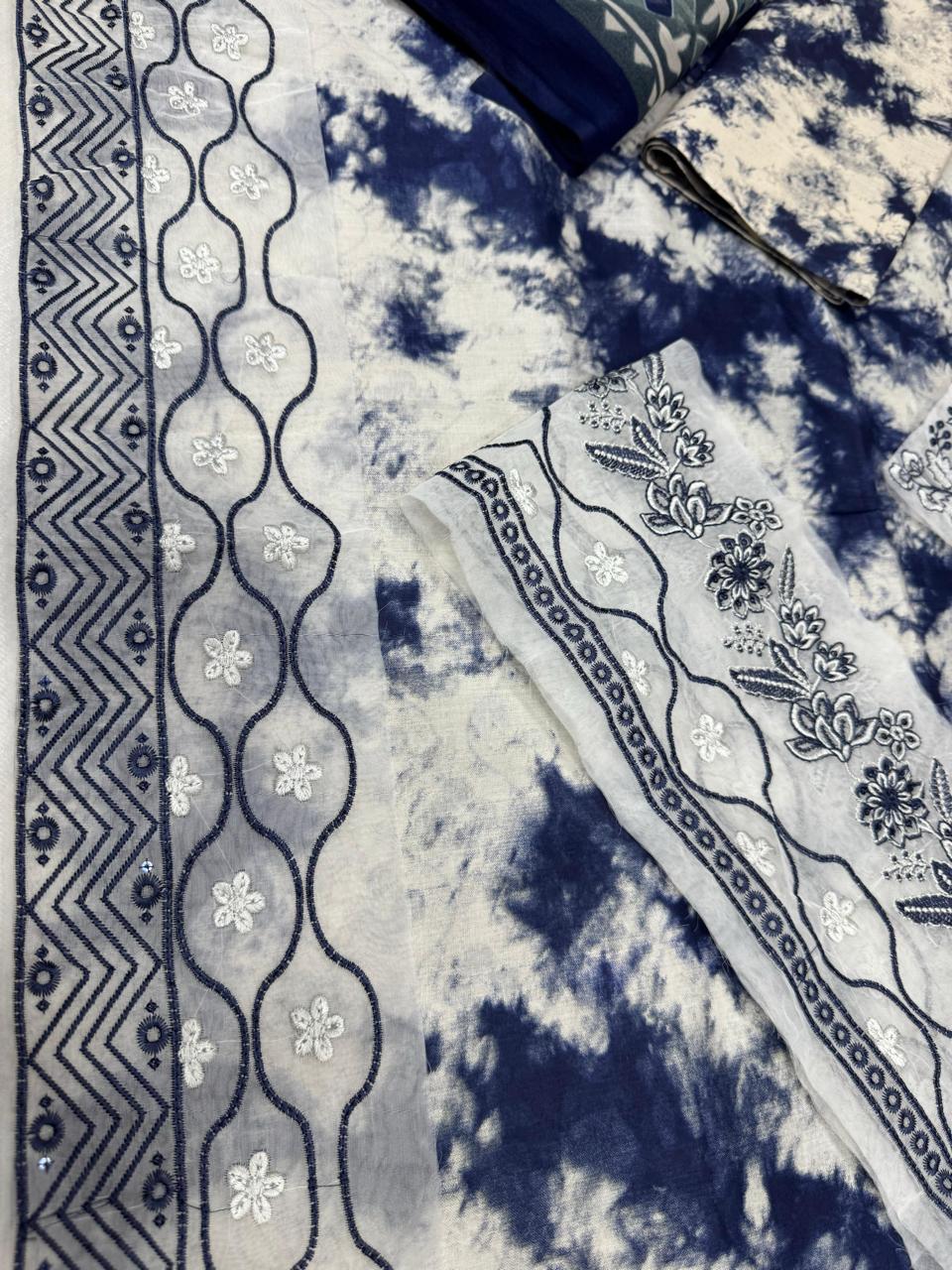 LAWN Digital Print 3pc With Patches